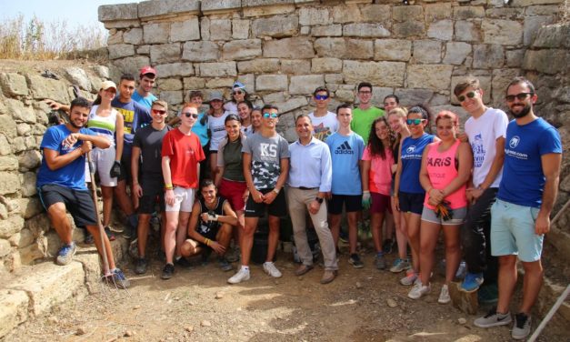 Eduardo Carazo visita el campo de voluntariado ‘Ruta de las Fuentes’