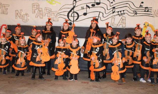 Villafrechós acoge un Carnaval en clave musical