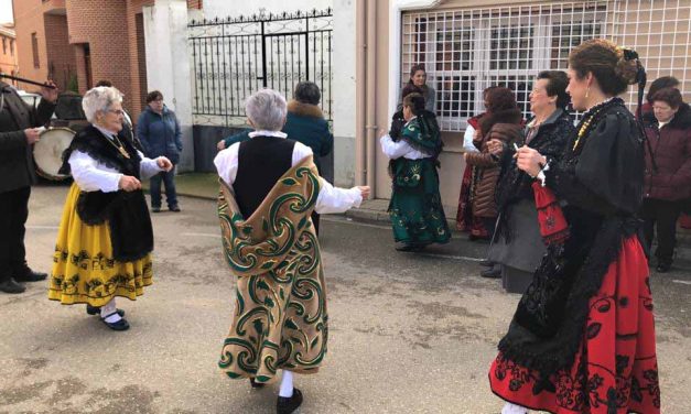 Las águedas de San Pedro de Latarce se adelantan en la celebración de su patrona