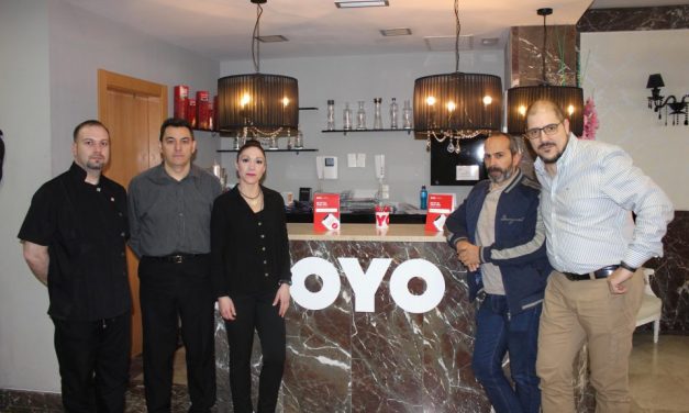 Vittoria Colonna firma un convenio con la cadena india OYO