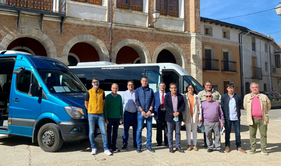 La Junta implanta el bono rural de transporte gratuito para San Cebrián, San Pedro, Urueña, Villardefardes y Villavellid