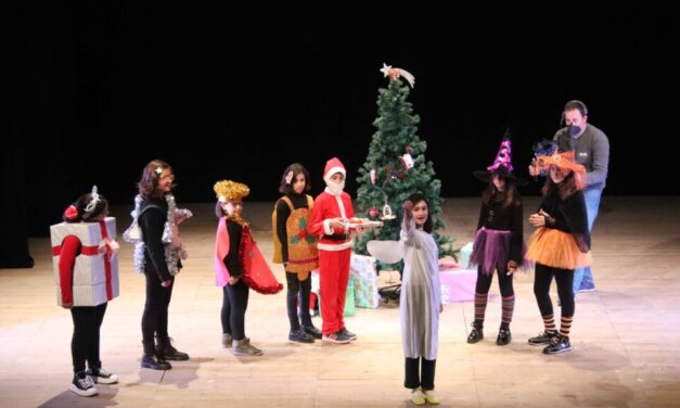 La  Escuela Municipal  de Teatro María Luisa Ponte estrena ‘Una Mágica Navidad’ y ‘Pide un deseo’