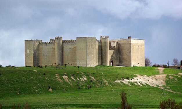 Una mujer de 25 años, herida en un accidente de tráfico en la carretera VA-912 en Montealegre de Campos