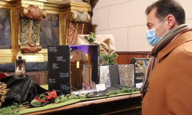 Dos millares de personas visitan en Rioseco el Museo Temporal de Belenes