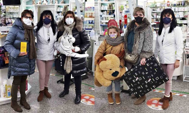 Sofía Benito y Luisma Mateo Valdivieso ganan el concurso de dibujo de la Farmacia Myriam Gutiérrez