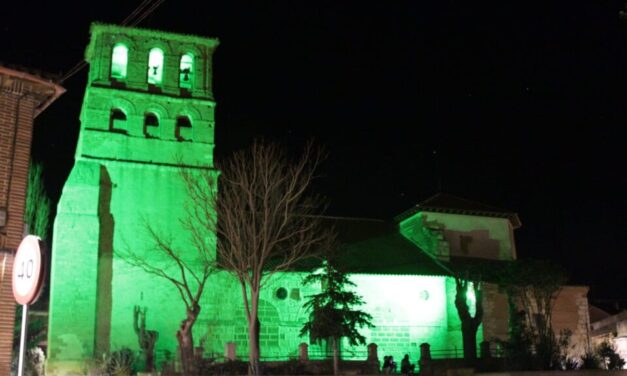 Villafrechós se tiñe de verde por el día Mundial contra el Cáncer
