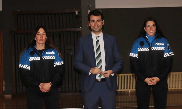 Medina de rioseco presenta a sus nuevas policías locales