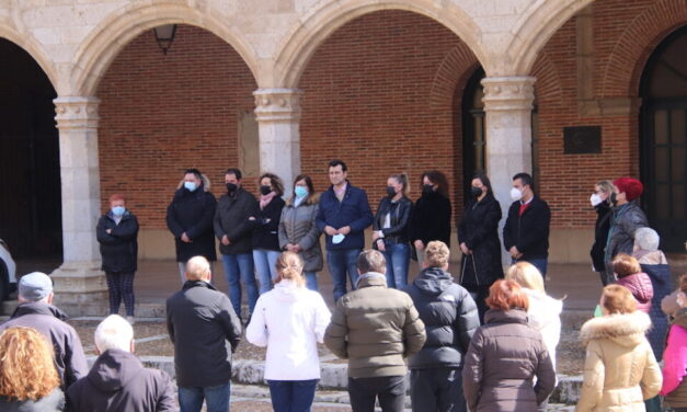 Medina de Rioseco guarda cinco minutos de silencio por Ucrania