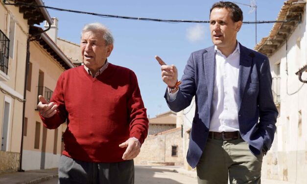 Villalba de los Alcores y La Mudarra explican sus necesidades al presidente de la Diputación