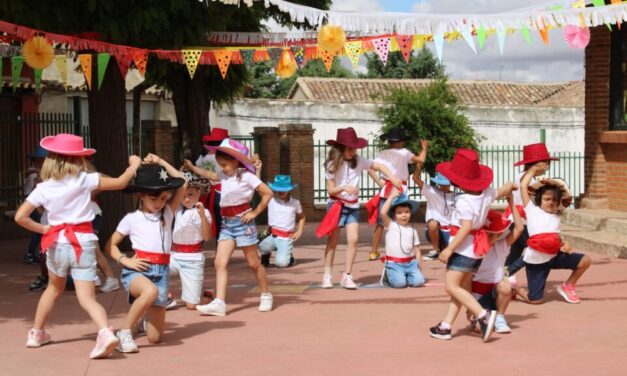 El colegio de Villafrechós celebra su fiesta de graduación