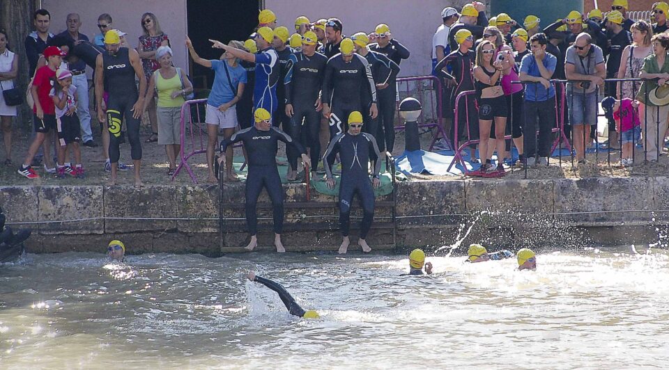 El XXX Triatlón ‘Canal de Castilla’ regresa este domingo