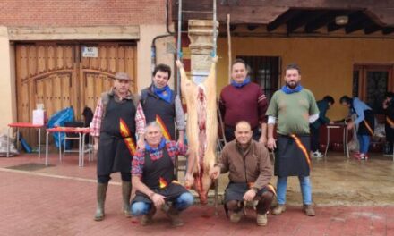 Villabrágima rememora con una gran fiesta la tradicional Matanza del Cerdo
