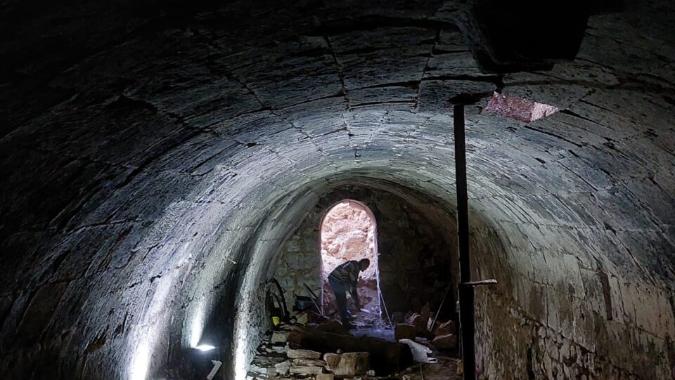 Hallan en Urueña una bodega de piedra sillar del siglo XVII