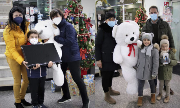 La Farmacia Myriam Gutiérrez entrega los premios de su Concurso de dibujo de Navidad