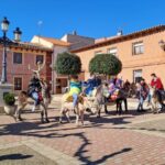 Los quintos de Tordehumos se ponen los ponchos para vivir el Día de la Leña