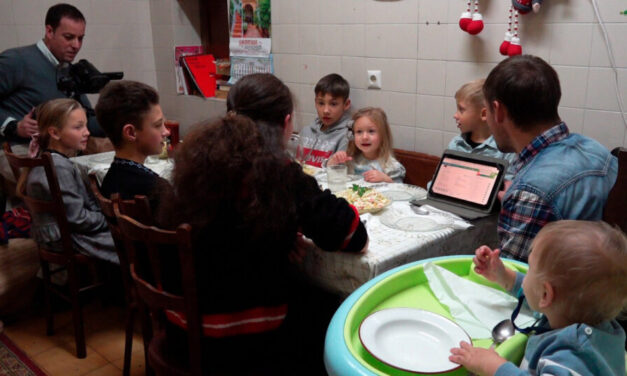 El riosecano José Ángel Gallego presenta este sábado el documental ‘Noches de paz a 3.000 kilómetros de la guerra’