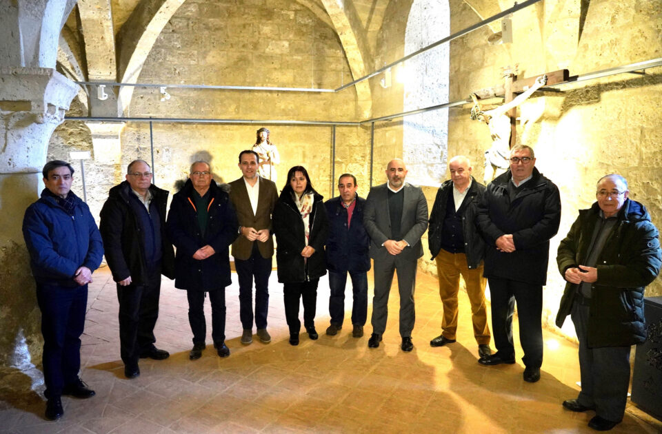 La Fundación Las Edades del Hombre y Diputación devuelven a Barcial de la Loma su  San Miguel Arcángel