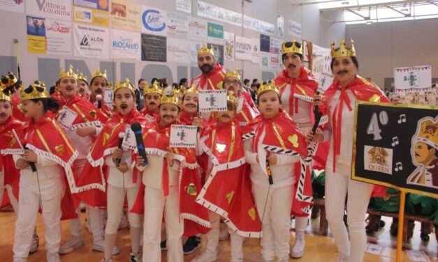 Campos Góticos celebra sus 50 años con disfraces inspirados en grandes acontecimientos de 1973