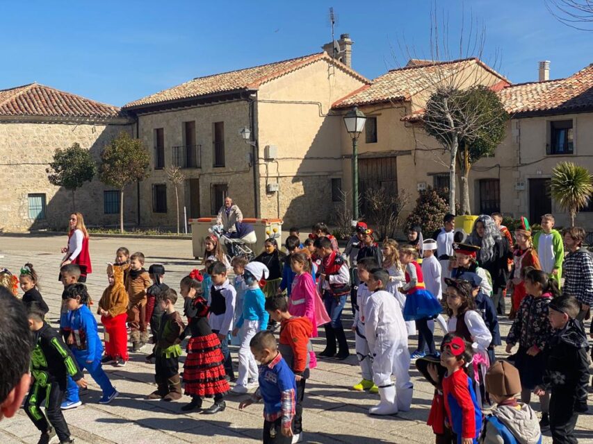 Disfraces de cuentos en C.R.A. Villas del Sequillo para dar comienzo al Carnaval