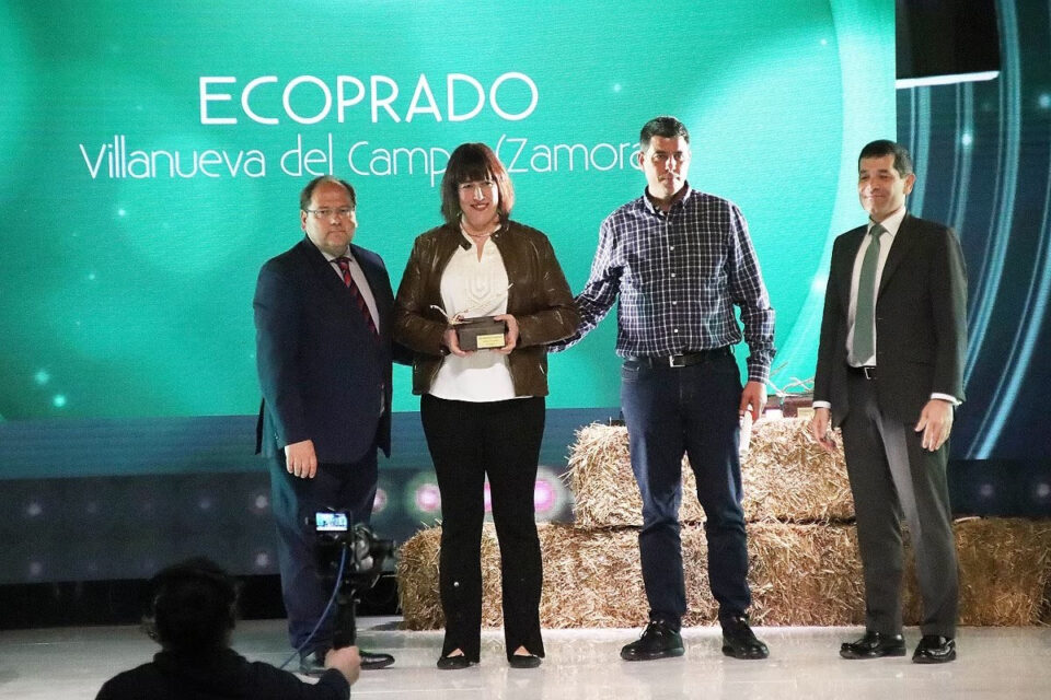 Ecoprado, de Villanueva del Campo, premio a la Mejor Iniciativa Ecológica en los Premios Surcos