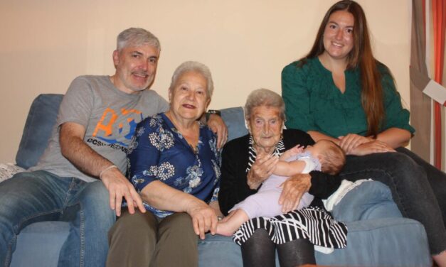 Cinco generaciones vivas se reúnen en Villabrágima