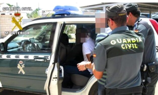 Detenida una persona por un delito de estafa en  la compra-venta de un vehículo valorado en 37.000 euros en Medina de Rioseco