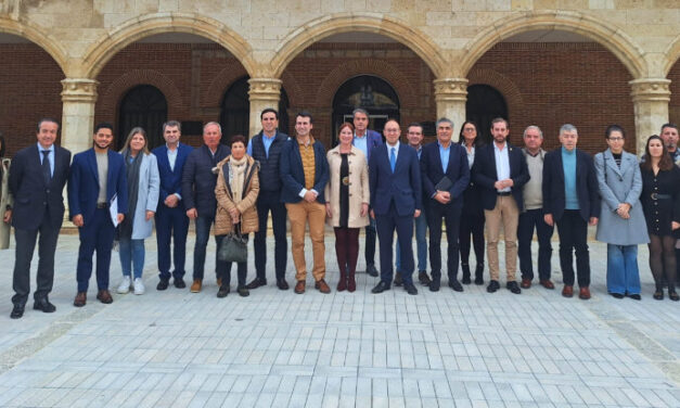La Red de Conjuntos históricos de Castilla y León renueva su junta directiva en Medina de Rioseco