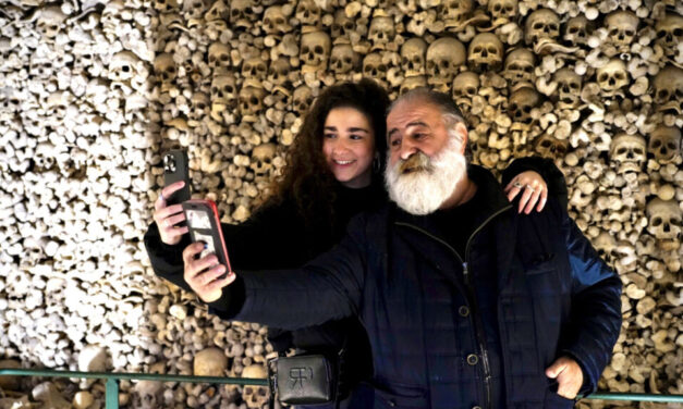 Dos generaciones de periodistas descubren la ruta ‘De Jeromín a Juan de Austria’