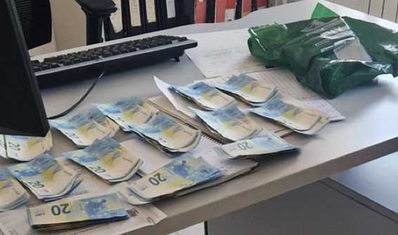 Un vecino de La Mudarra devuelve 1.500 euros que encontró dentro de un bote de refresco