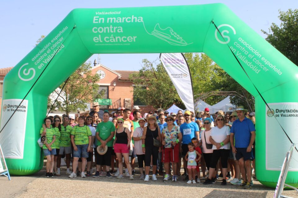 La Marcha Entretapiales tiñe de verde Moral de la Reina