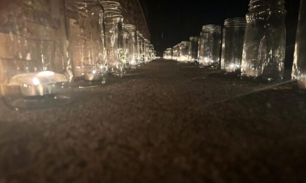 10.000 velas llenarán de magia y luz Villanueva de los Caballeros este viernes