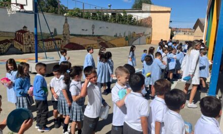 Emoción y alegría en el regreso a las aulas en San Vicente de Paúl