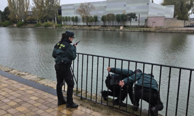 Salvan a un hombre de ahogarse en el Canal de Castilla, en Medina de Rioseco