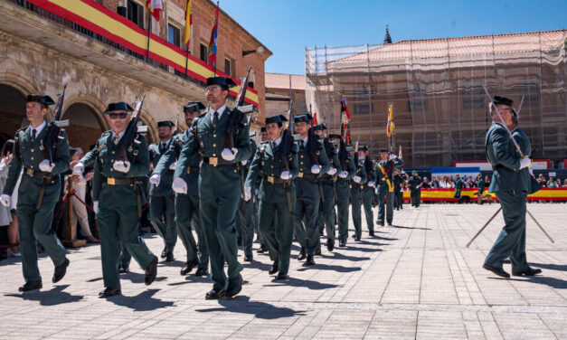 Rioseco arropa a la Guardia Civil en un emotivo homenaje por sus 182 años de historia